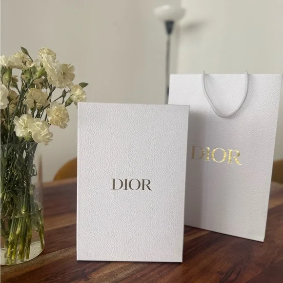 Dior Women's Elegant White Slingback Heels - Picture 8 of 14